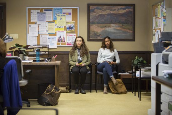 13-reasons-why-jessica-and-hannah-550x367