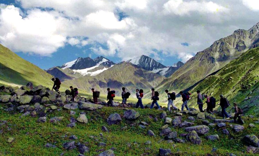 Great Himalayan national park trekking in Himachal